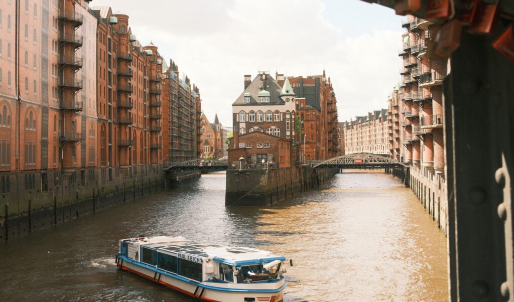 Travel Guides speicherstadt